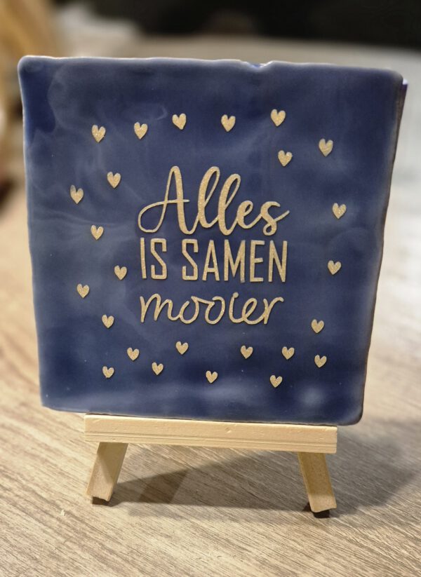 Alles Is Samen Mooier tegel blauw