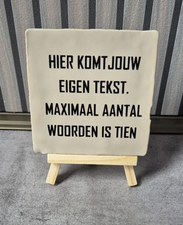 Tegel met eigen tekst