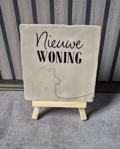 Nieuwe Woning Tegel