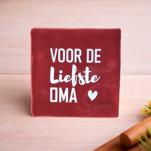 Tegeltje met tekstVoor de liefste oma
