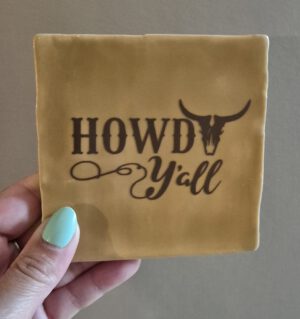 2026/06/1000217025.jpg Tegeltje met tekst
Howdy Y'all