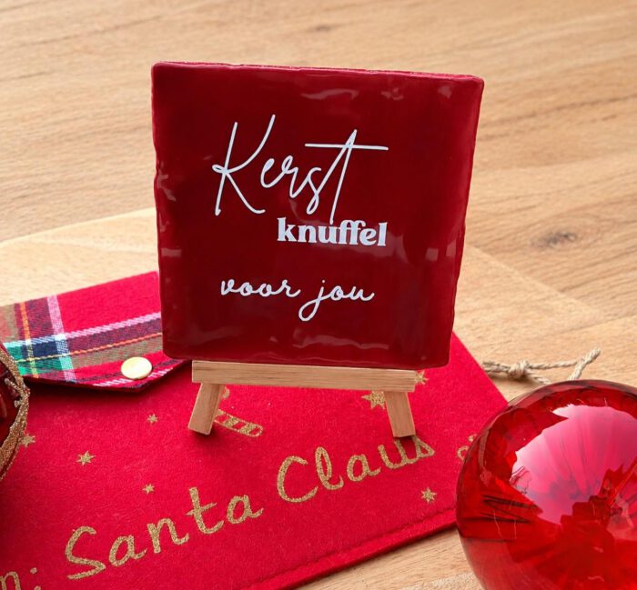 Kerstknuffel tegel rood